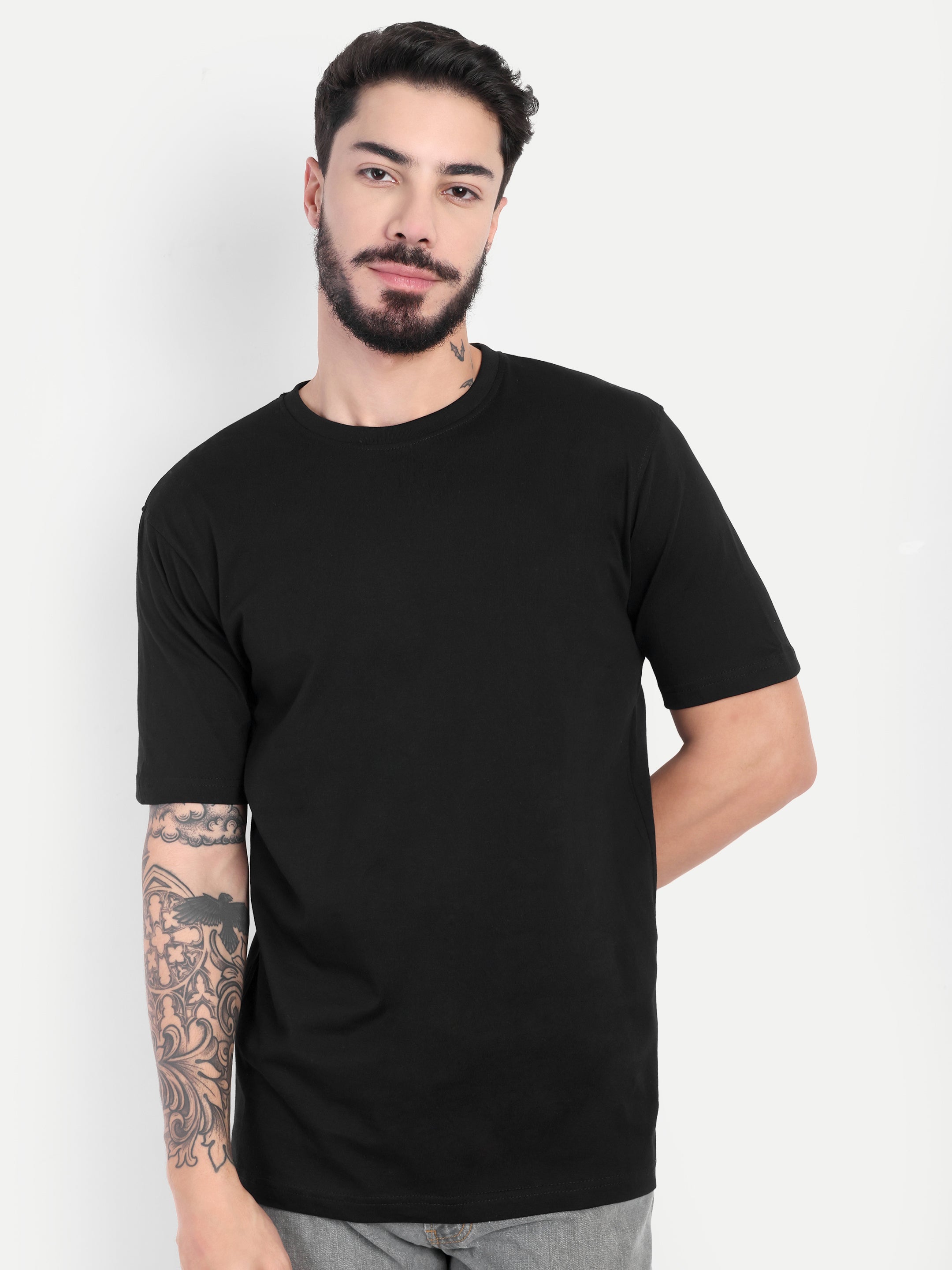 MENNER Round Neck T-Shirt | Black